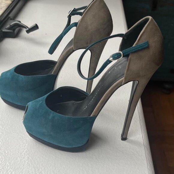 Giuseppe Zanotti Women's Blue and Grey Courts - Picture 1 of 7